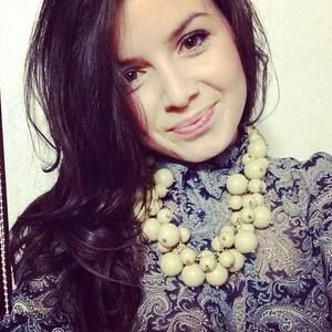 Meet your Posher, Elena